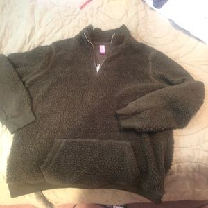 Army green sherpa pullover